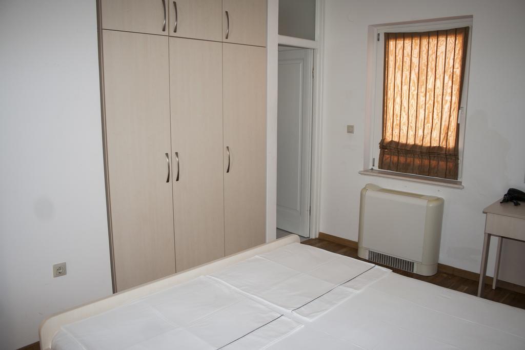 Apartments Mirage โนวาลยา ภายนอก รูปภาพ